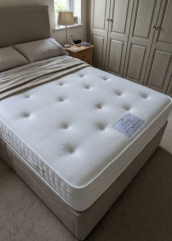 Customer bed delivery photo
