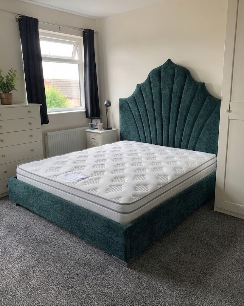 Customer bed delivery photo
